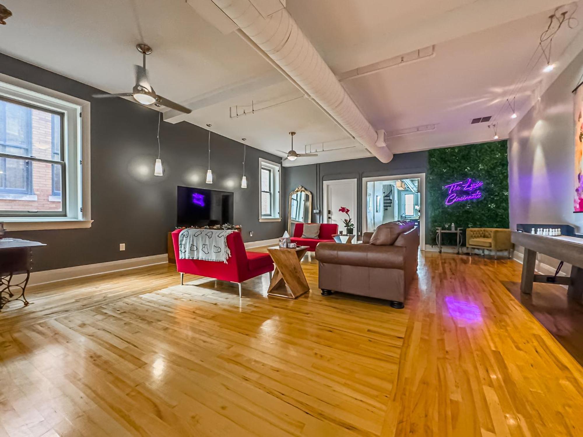 The Historic Lyric Penthouse With Private Rooftop Cincinnati Exterior foto
